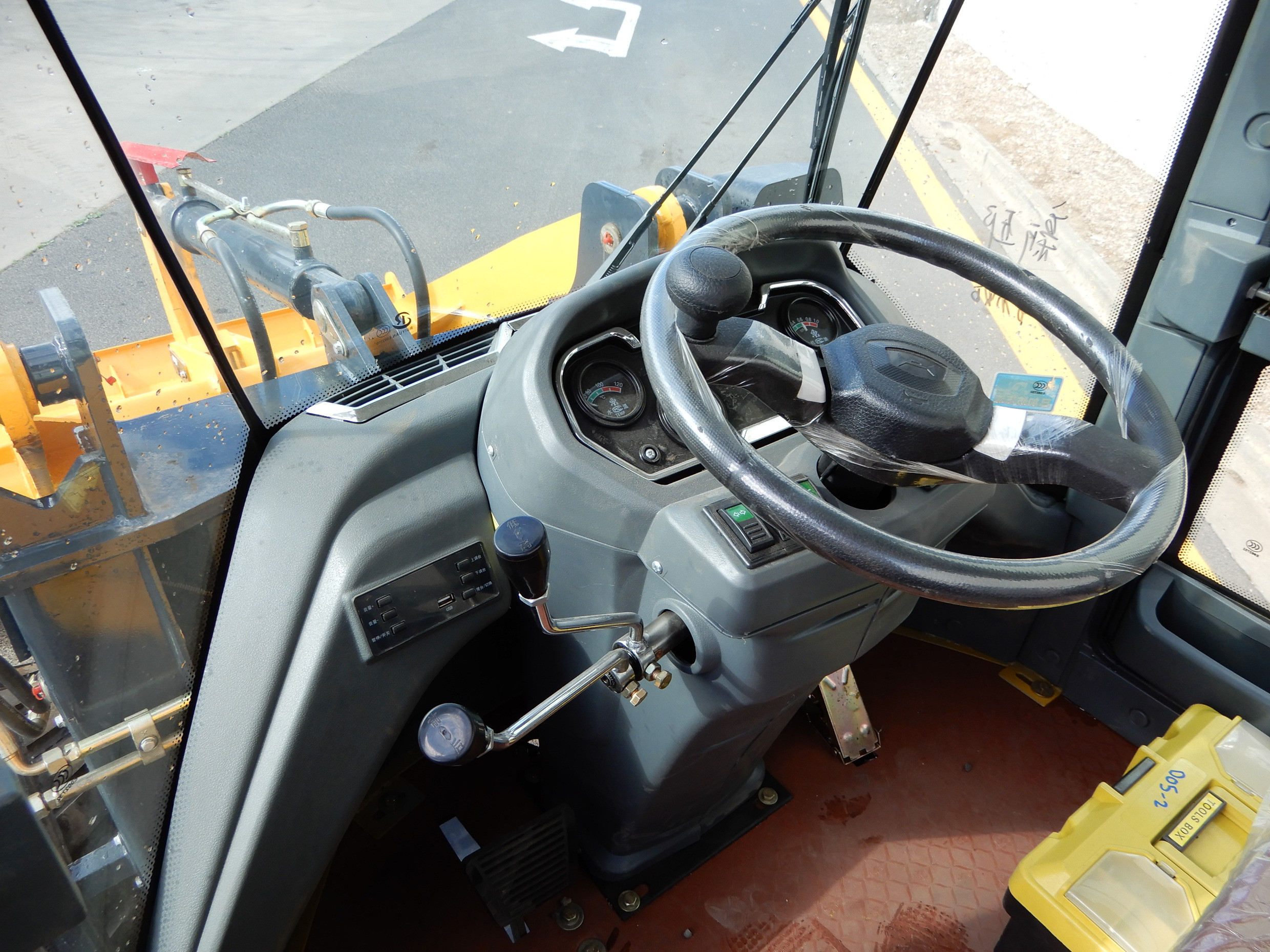 2019 ATTACK 1830 LOADER