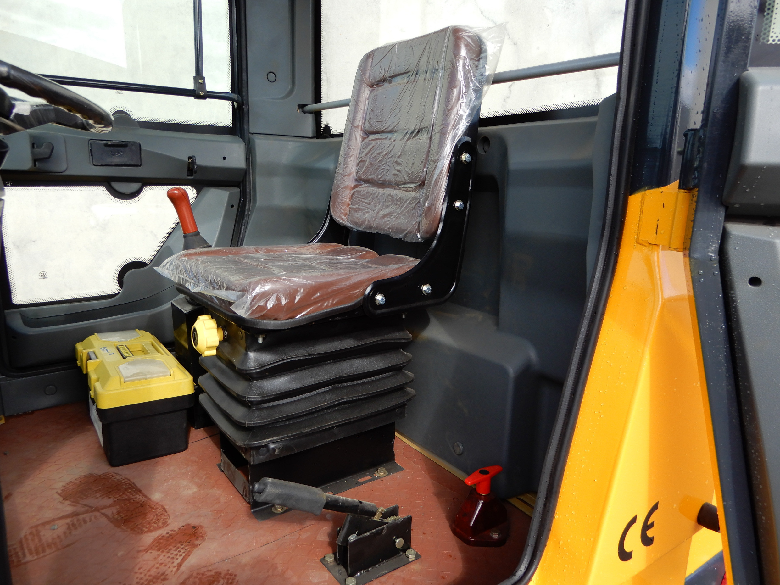2019 ATTACK 1830 LOADER