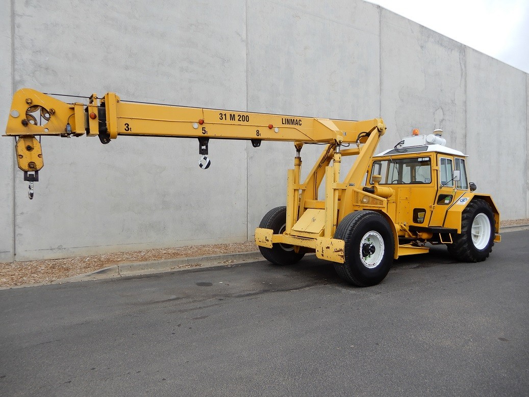 1986 LINMAC BHB MOUNTED CRANE TRUCK