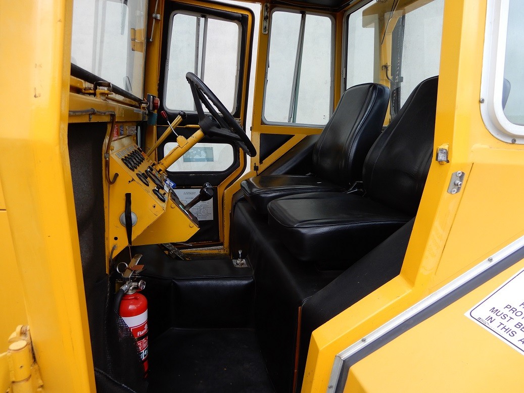 1986 LINMAC BHB MOUNTED CRANE TRUCK
