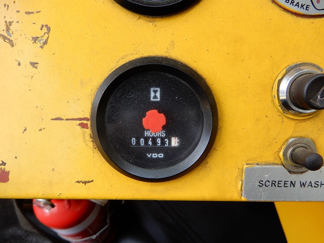 1986 LINMAC BHB MOUNTED CRANE TRUCK