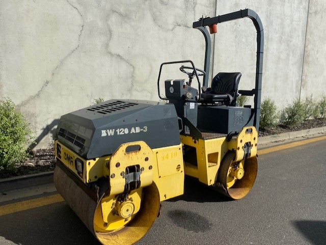 1999 BOMAG BW120AD-3 VIBRATING ROLLER
