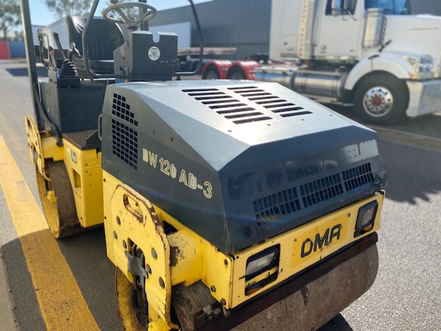1999 BOMAG BW120AD-3 VIBRATING ROLLER