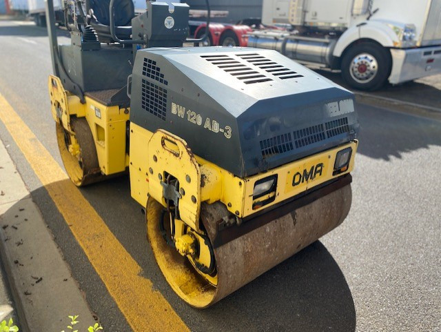 1999 BOMAG BW120AD-3 VIBRATING ROLLER