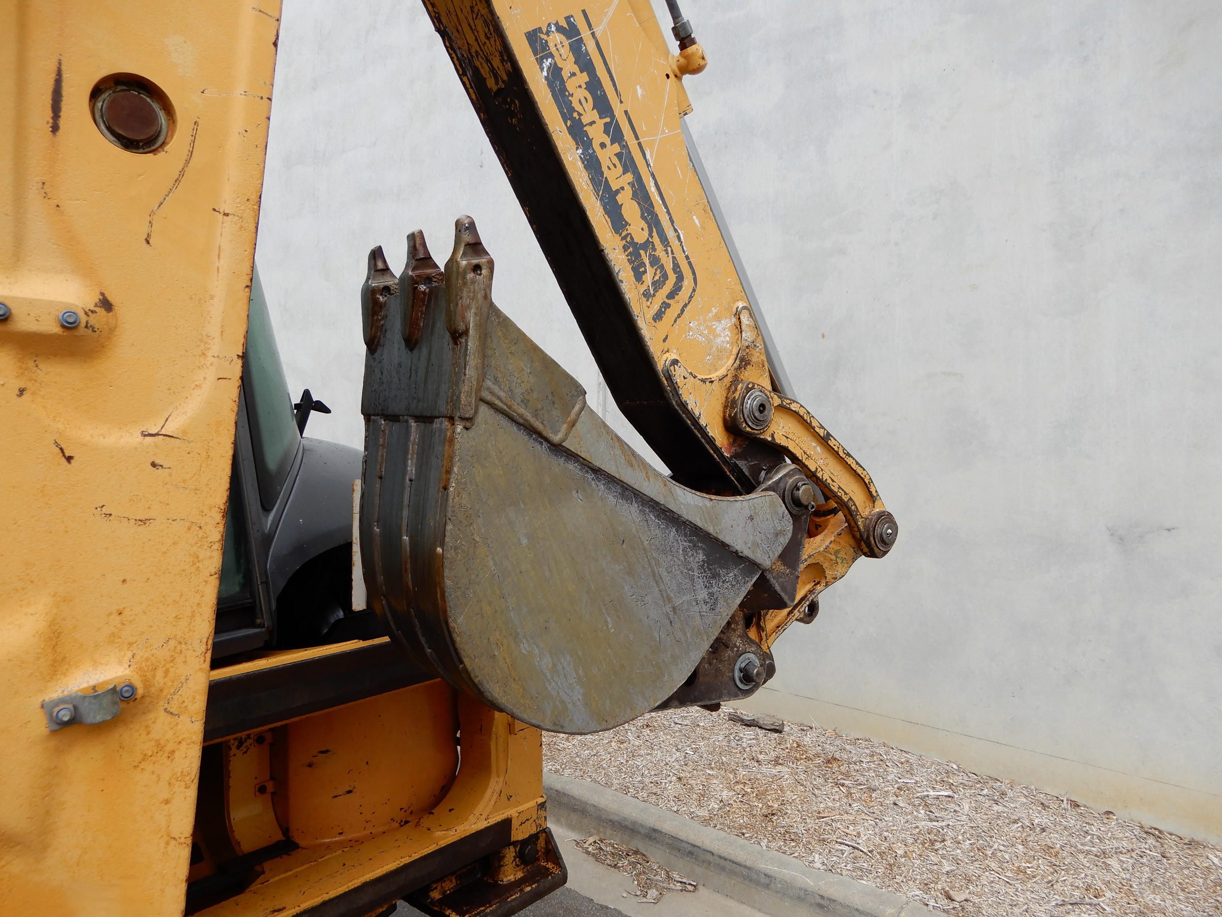 2001 CASE 580L BACKHOE LOADER