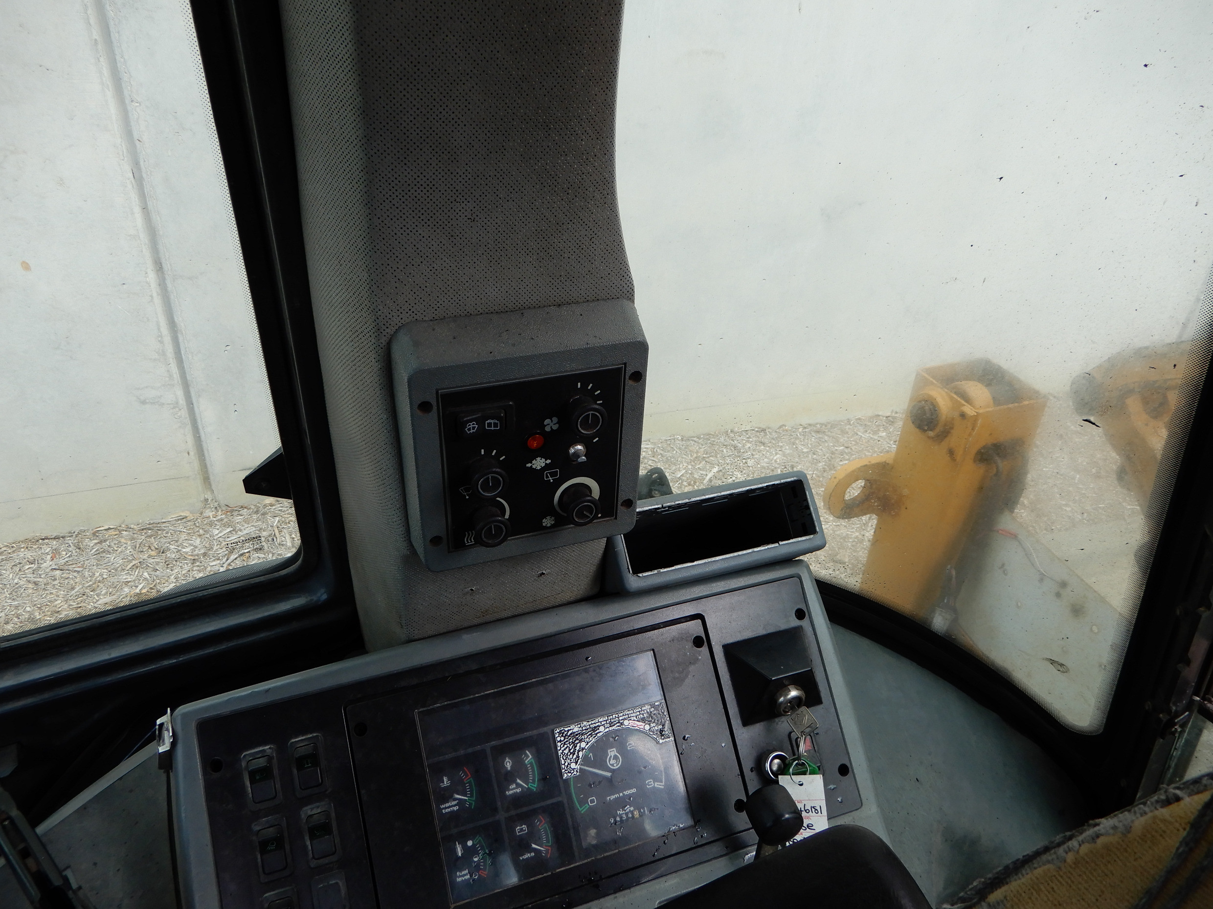 2001 CASE 580L BACKHOE LOADER