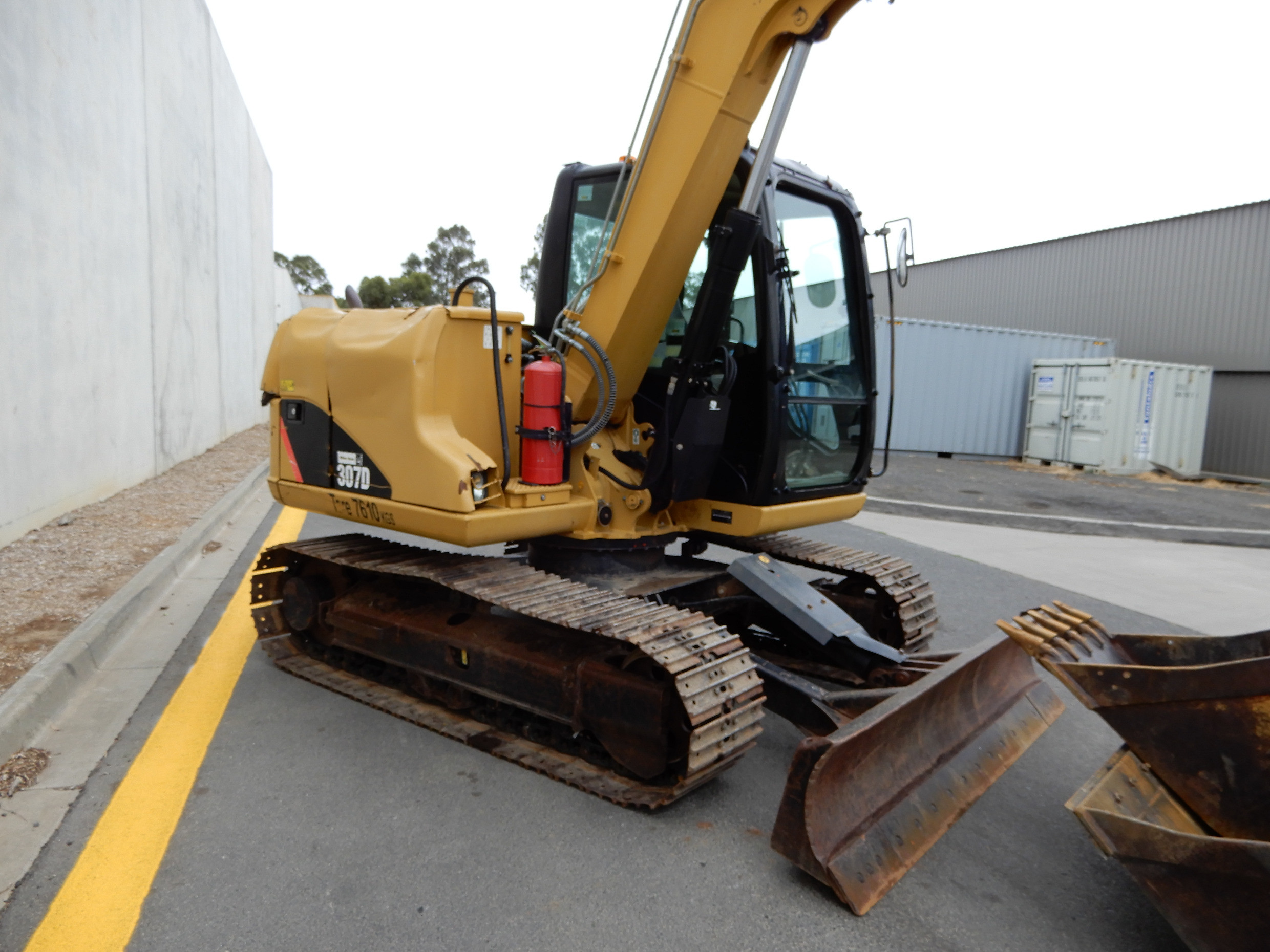 2010 CATERPILLAR 307D EXCAVATOR