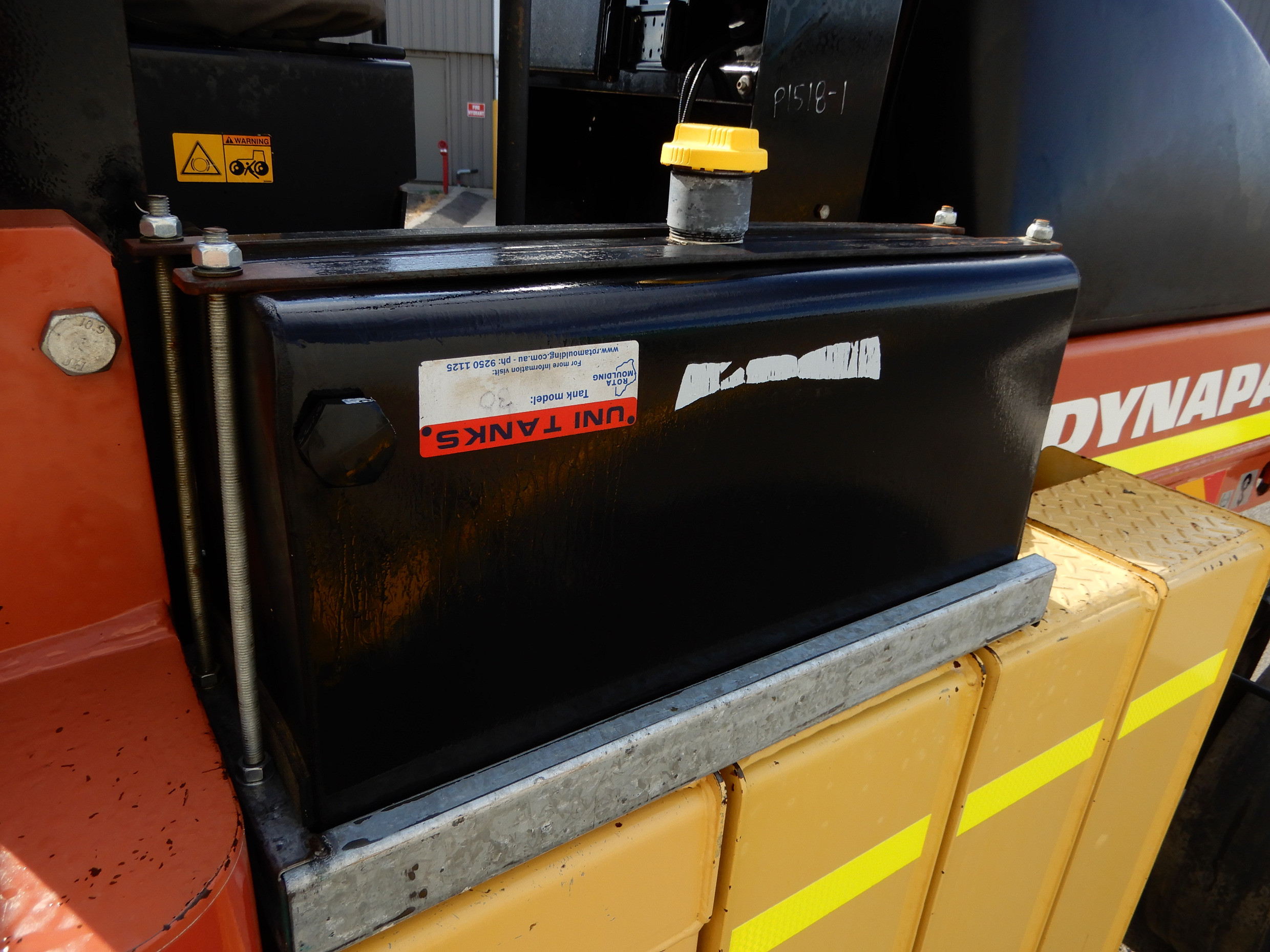 2005 DYNAPAC CP142 ROLLER/COMPACTING STATIC ROLLER
