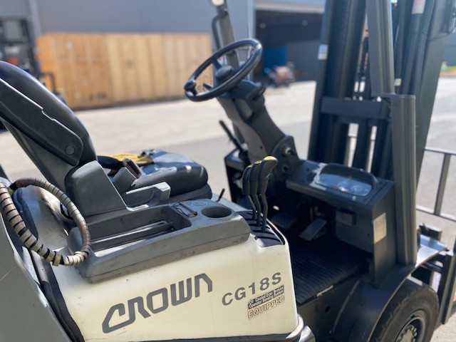 2008 CROWN CG185 LPG / PETROL COUNTERBALANCE FORKLIFT