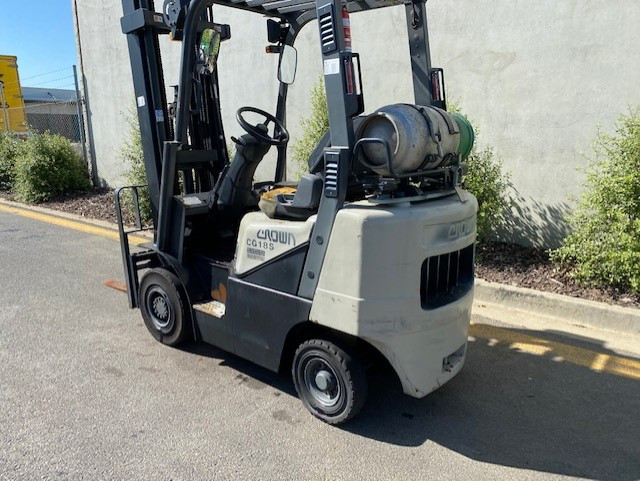 2008 CROWN CG185 LPG / PETROL COUNTERBALANCE FORKLIFT