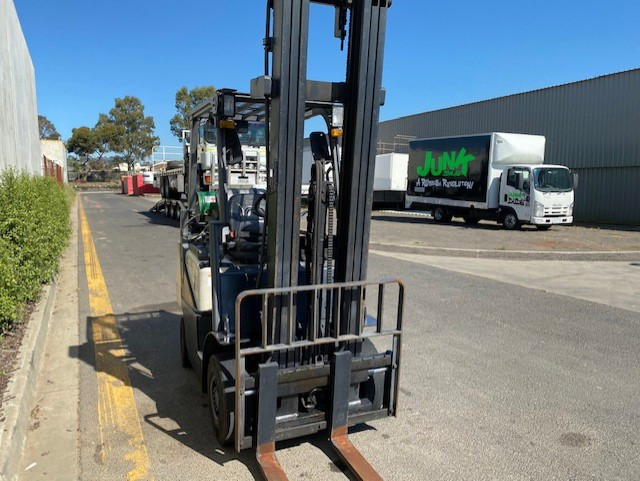 2008 CROWN CG185 LPG / PETROL COUNTERBALANCE FORKLIFT