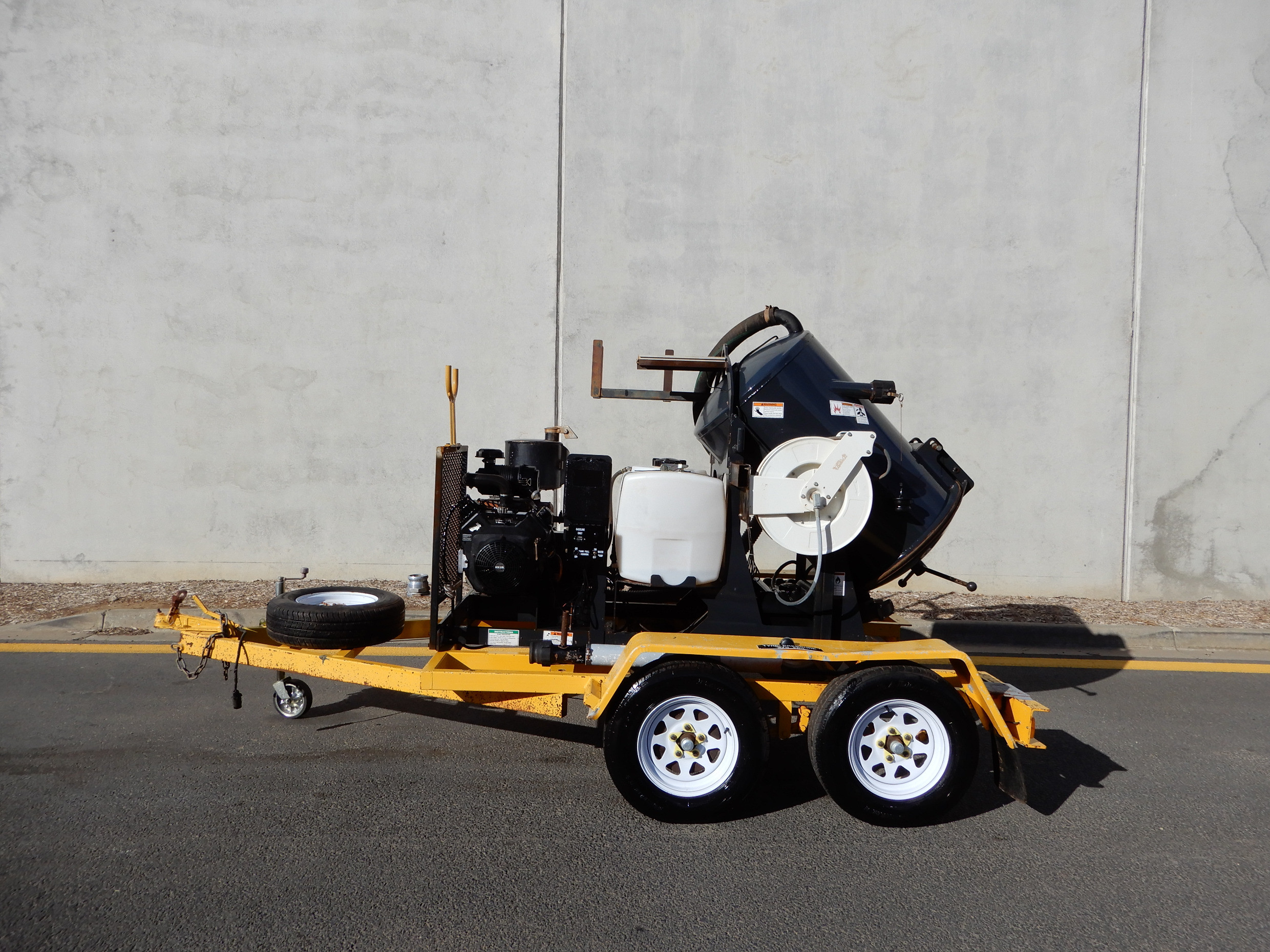 2010 DITCH WITCH DW120 TRENCHING TRENCHER
