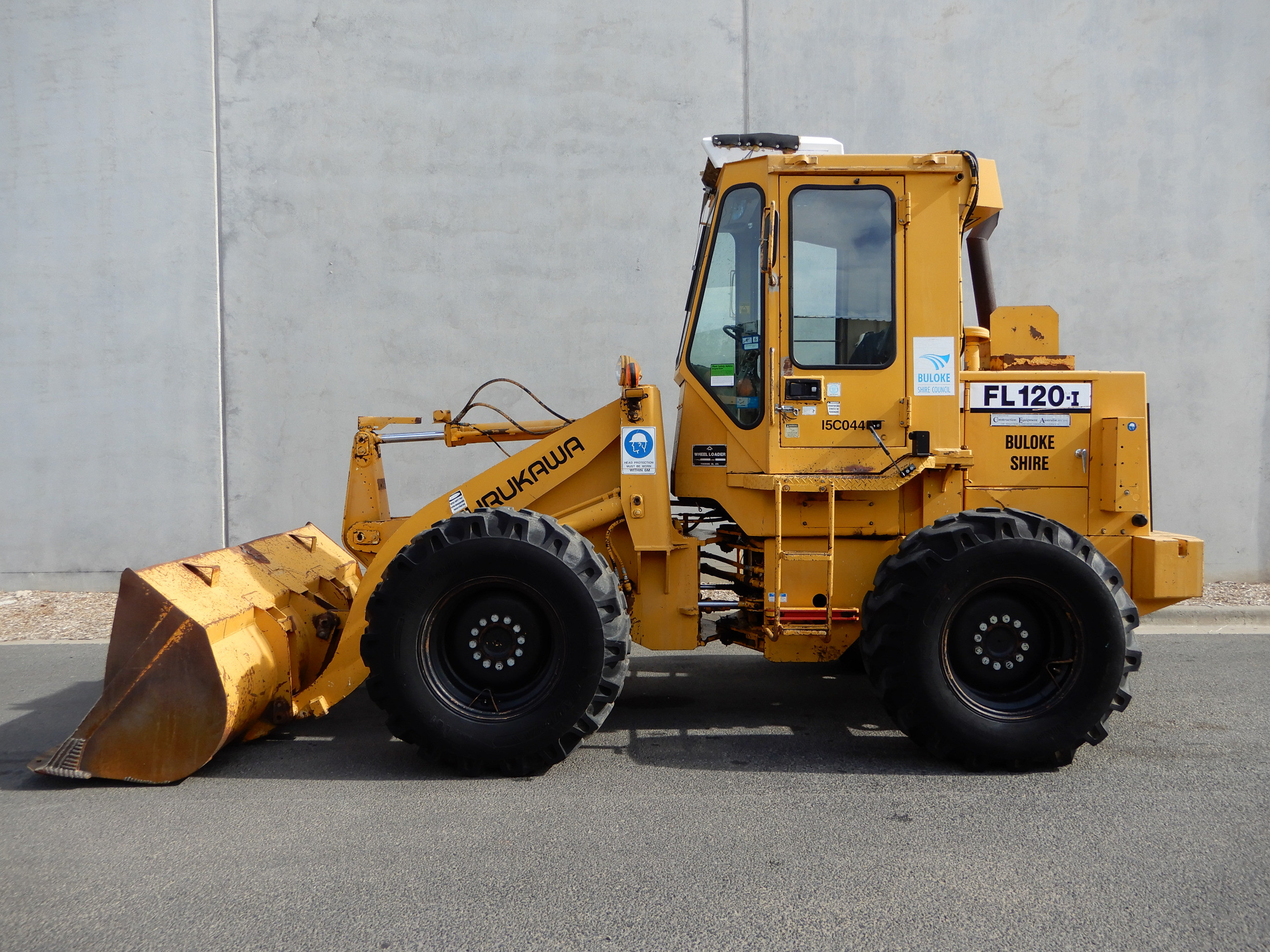 1990 FURUKAWA FL120 LOADER