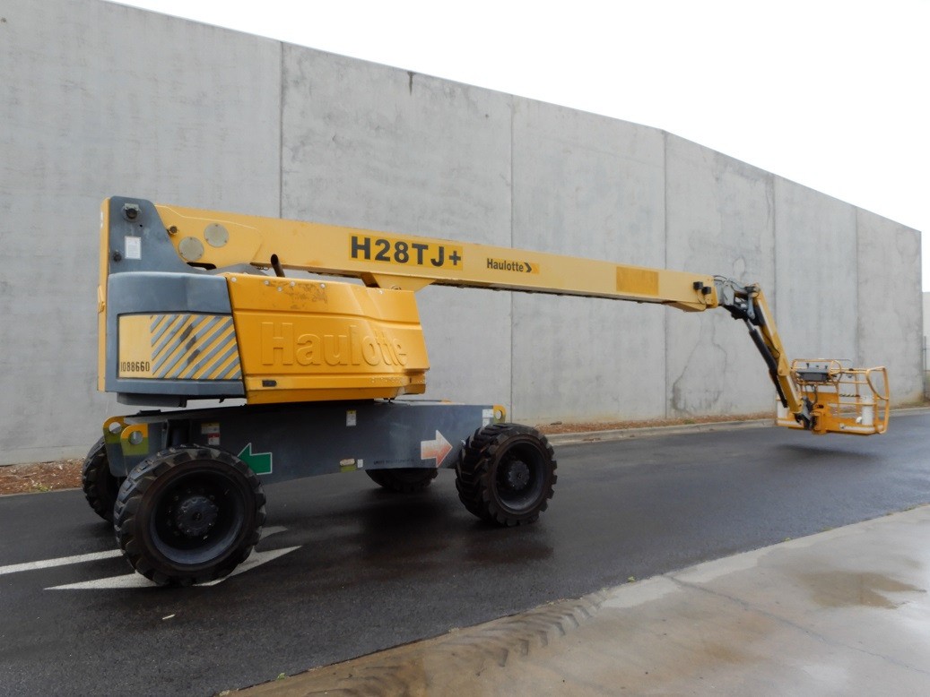2009 HAULOTTE H28TJX ACCESS & HEIGHT SAFETY BOOM LIFT