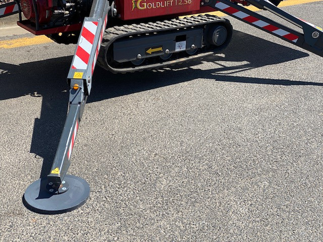 2012 HINOWA GOLD LIFT 12.56 BOOM LIFT
