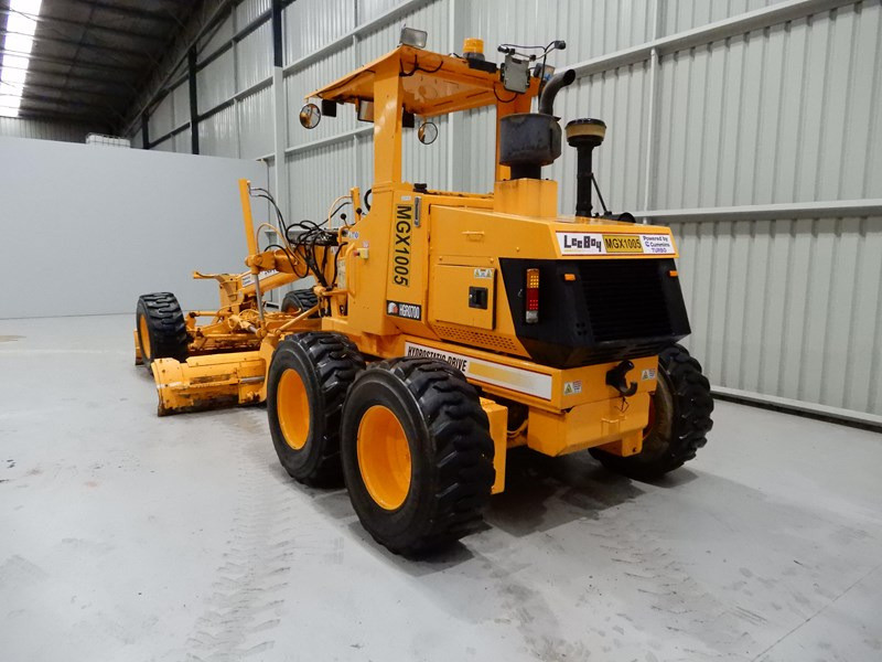2005 LEE-BOY 685 ARTIC GRADER