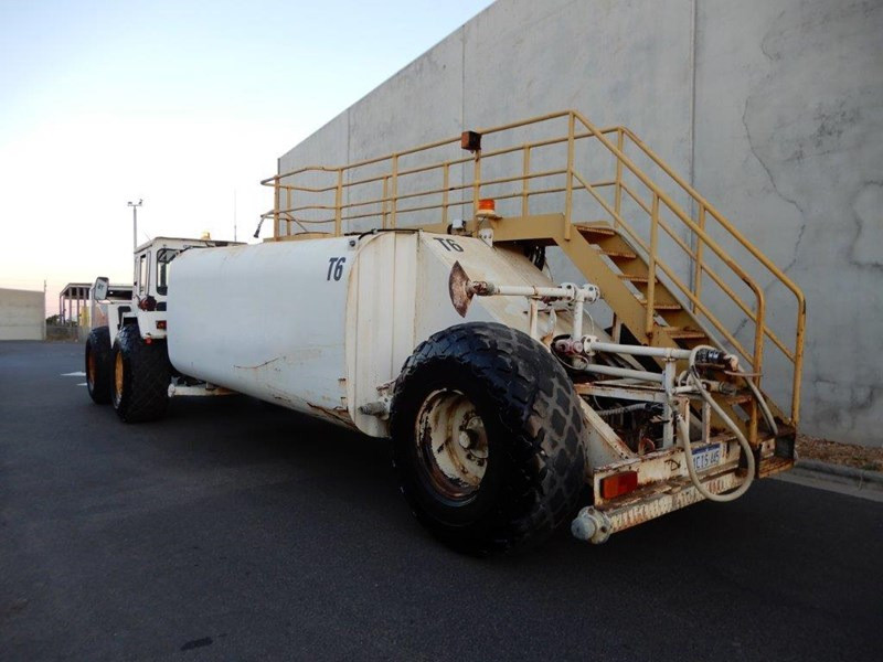 1987 MERCEDES-BENZ MB1500 TRACTOR/WATER CART