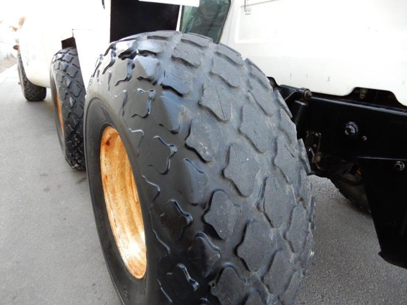 1987 MERCEDES-BENZ MB1500 TRACTOR/WATER CART