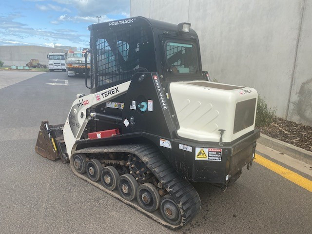 2016 TEREX PT30 TRACKED LOADER