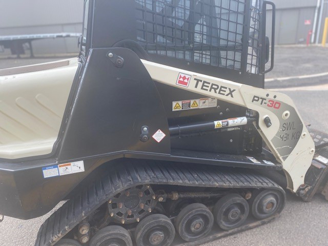 2016 TEREX PT30 TRACKED LOADER