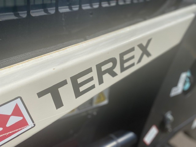 2016 TEREX PT30 TRACKED LOADER