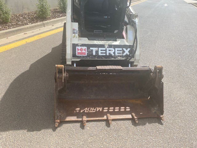 2016 TEREX PT30 TRACKED LOADER