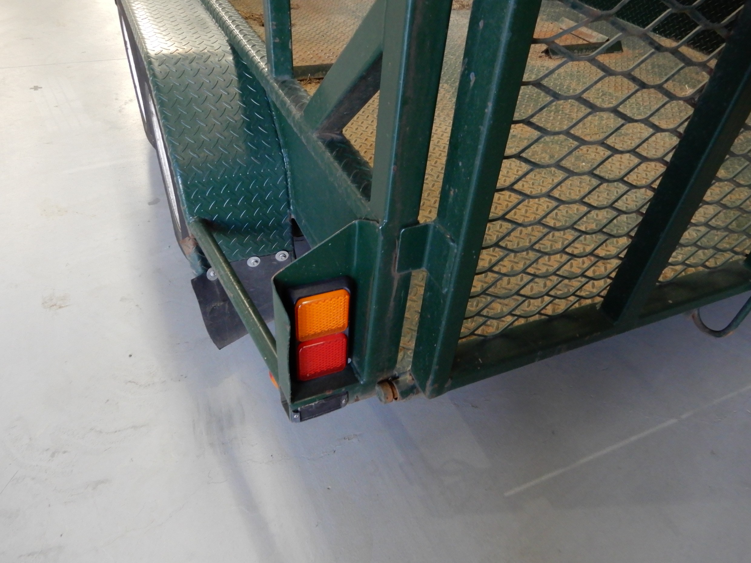 2011 WORKMATE PT35 TAG/PLANT (WITH RAMPS) TRAILER