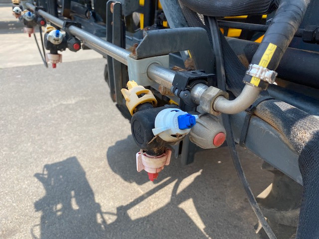 2011 RAPID 2000L BOOM SPRAYER