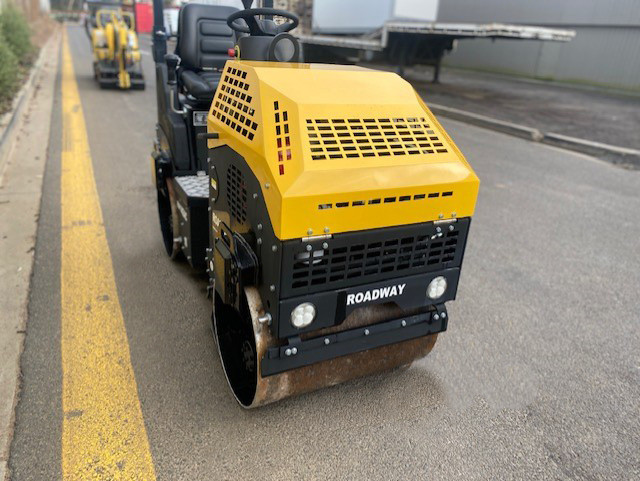 2019 ROADWAYS TANDEM VIBRATING ROLLER