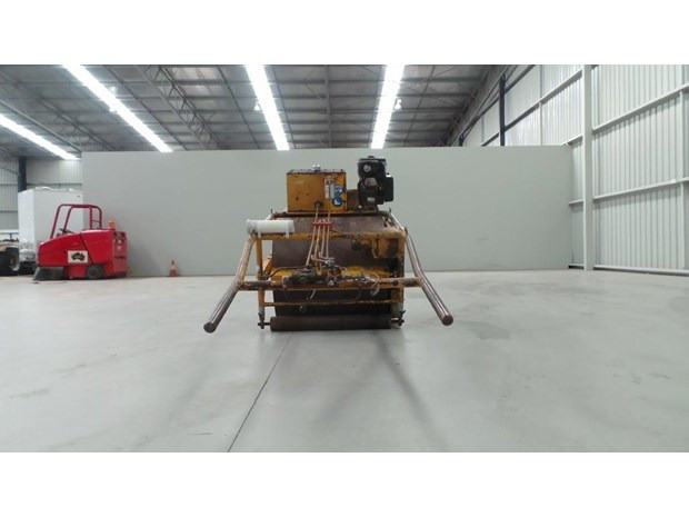 MENTAY CRICKET PITCH STATIC ROLLER