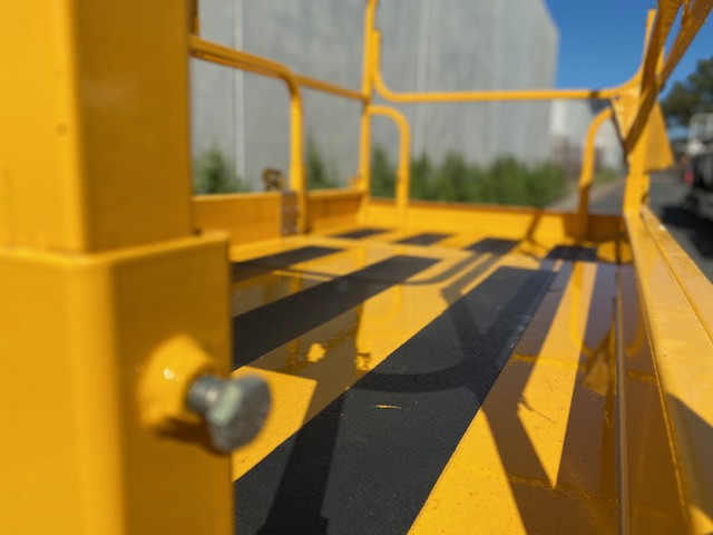 2008 HAULOTTE COMPACT 12 SCISSOR LIFT