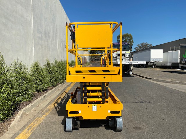 2008 HAULOTTE COMPACT 12 SCISSOR LIFT