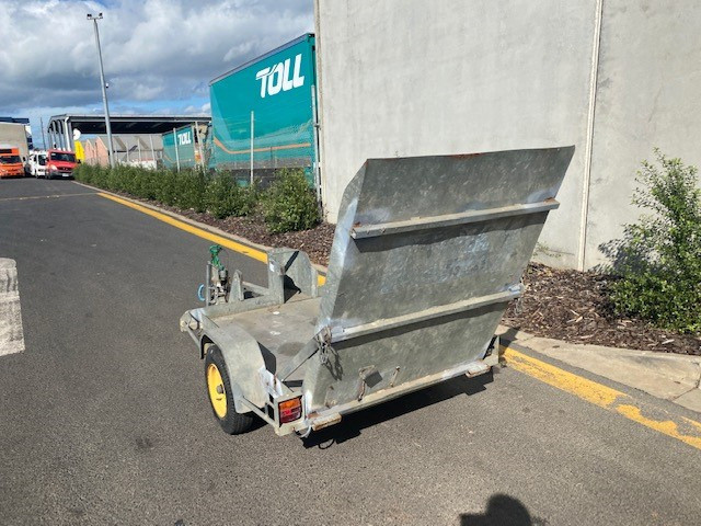 2000 WORKMATE CUSTOM TAG TRAILER