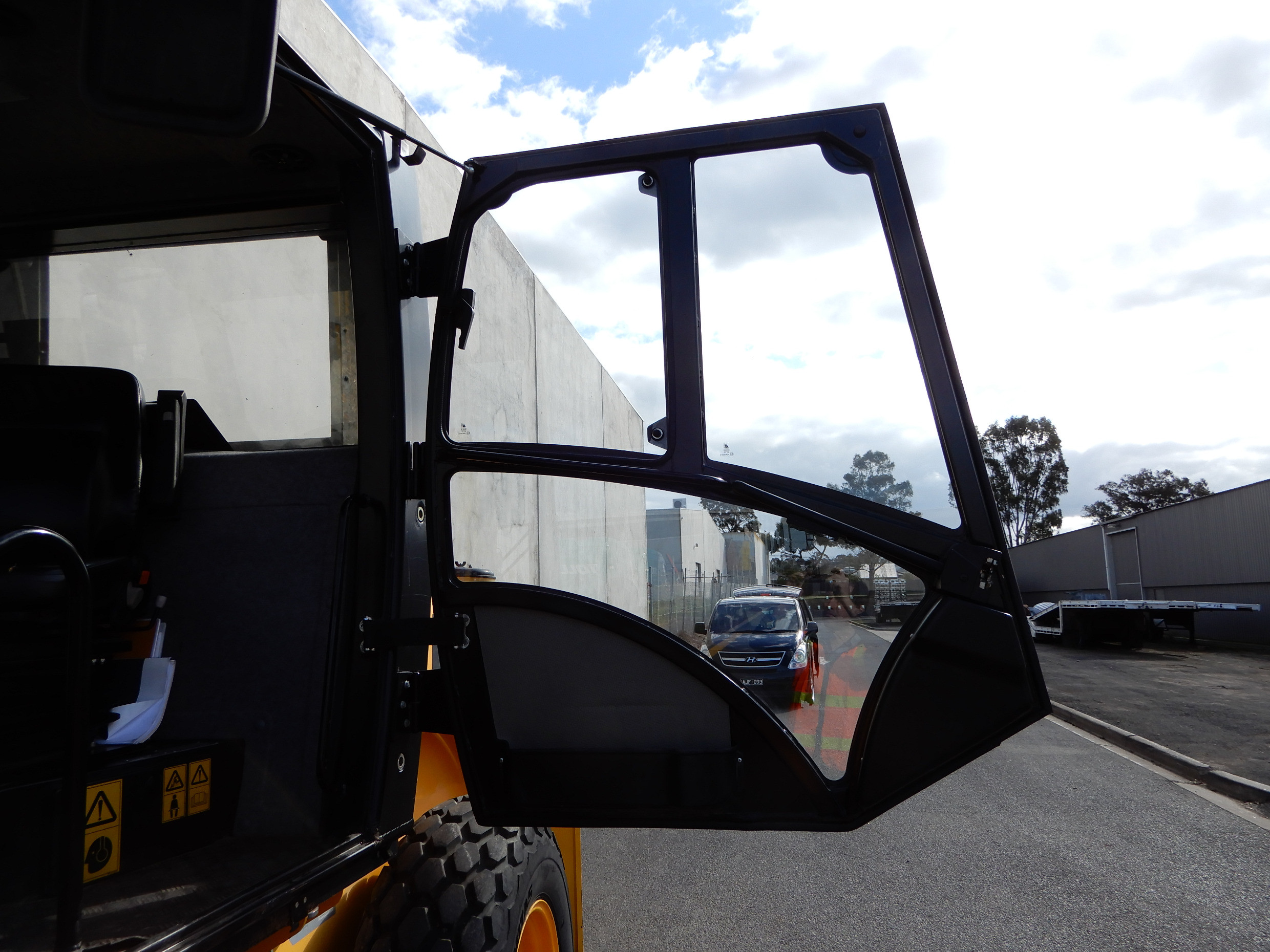 2010 JCB VM 75 VIBROMAX VIBRATING ROLLER
