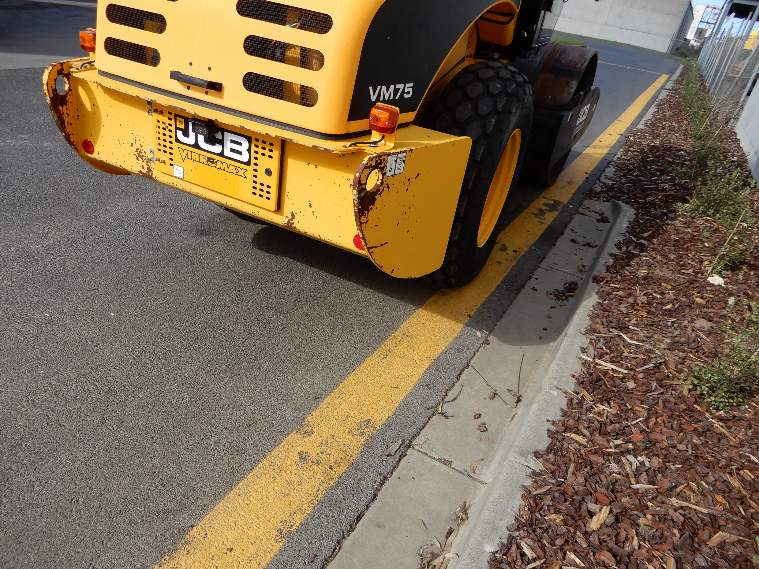 2010 JCB VM 75 VIBROMAX VIBRATING ROLLER