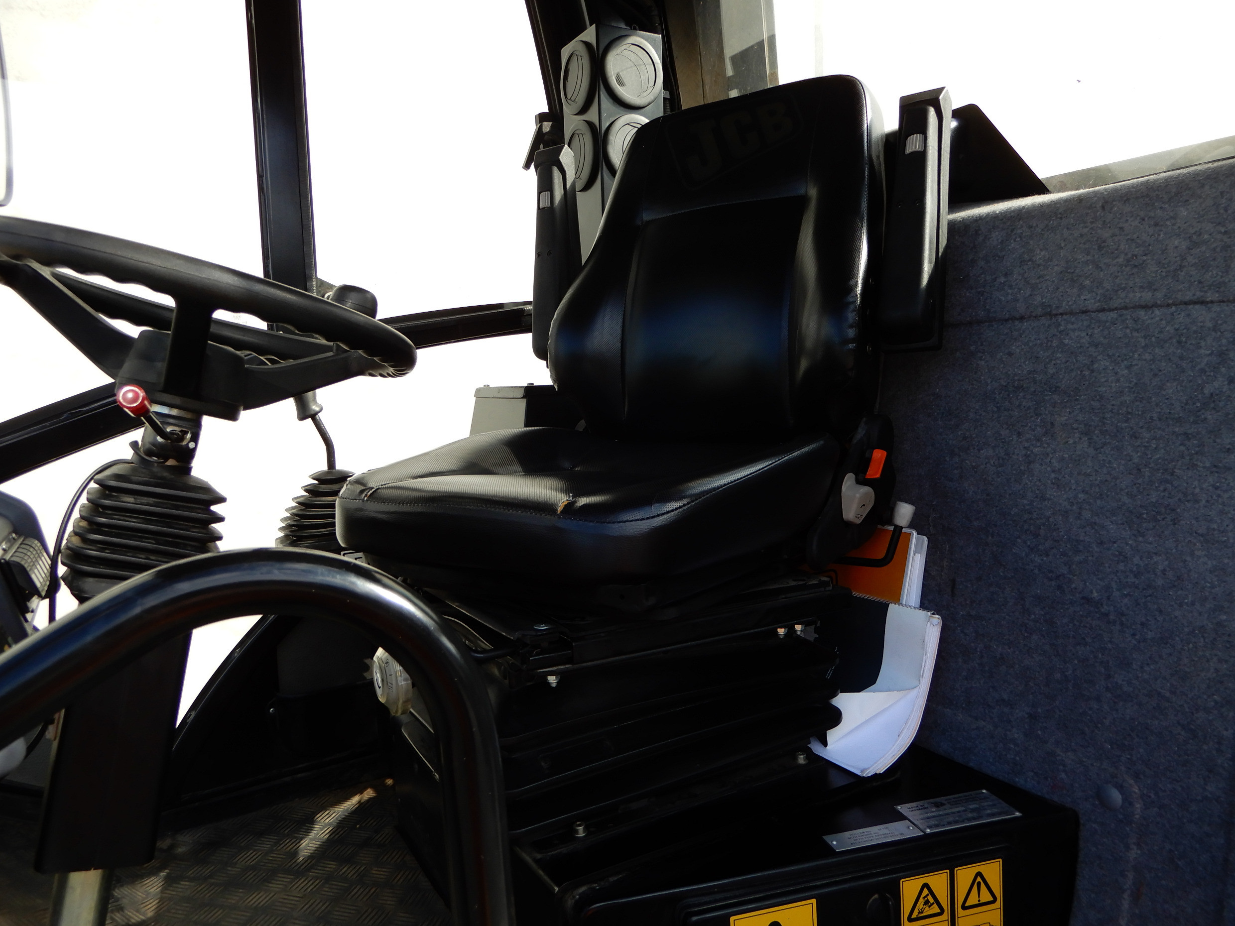 2010 JCB VM 75 VIBROMAX VIBRATING ROLLER