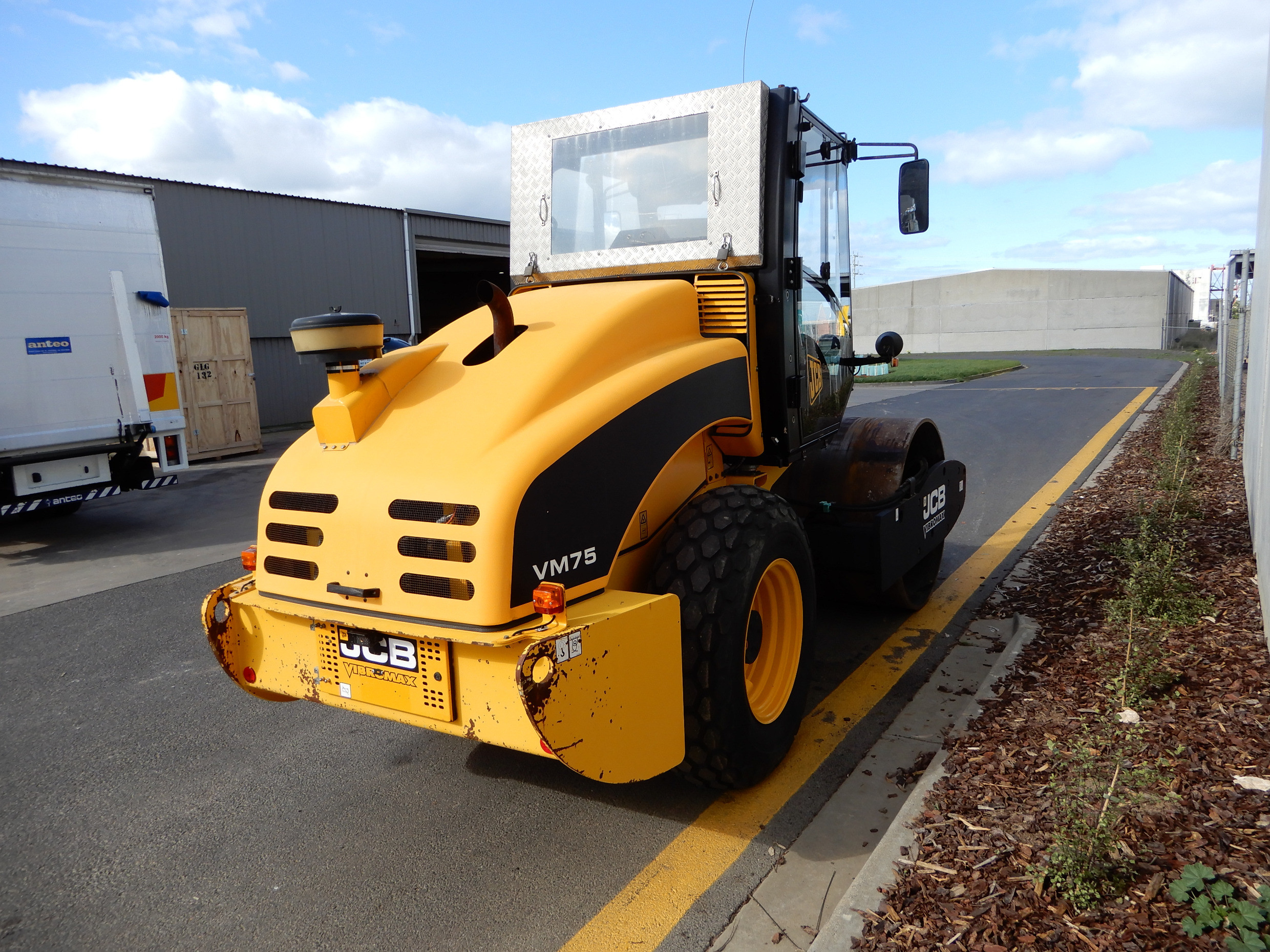 2010 JCB VM 75 VIBROMAX VIBRATING ROLLER
