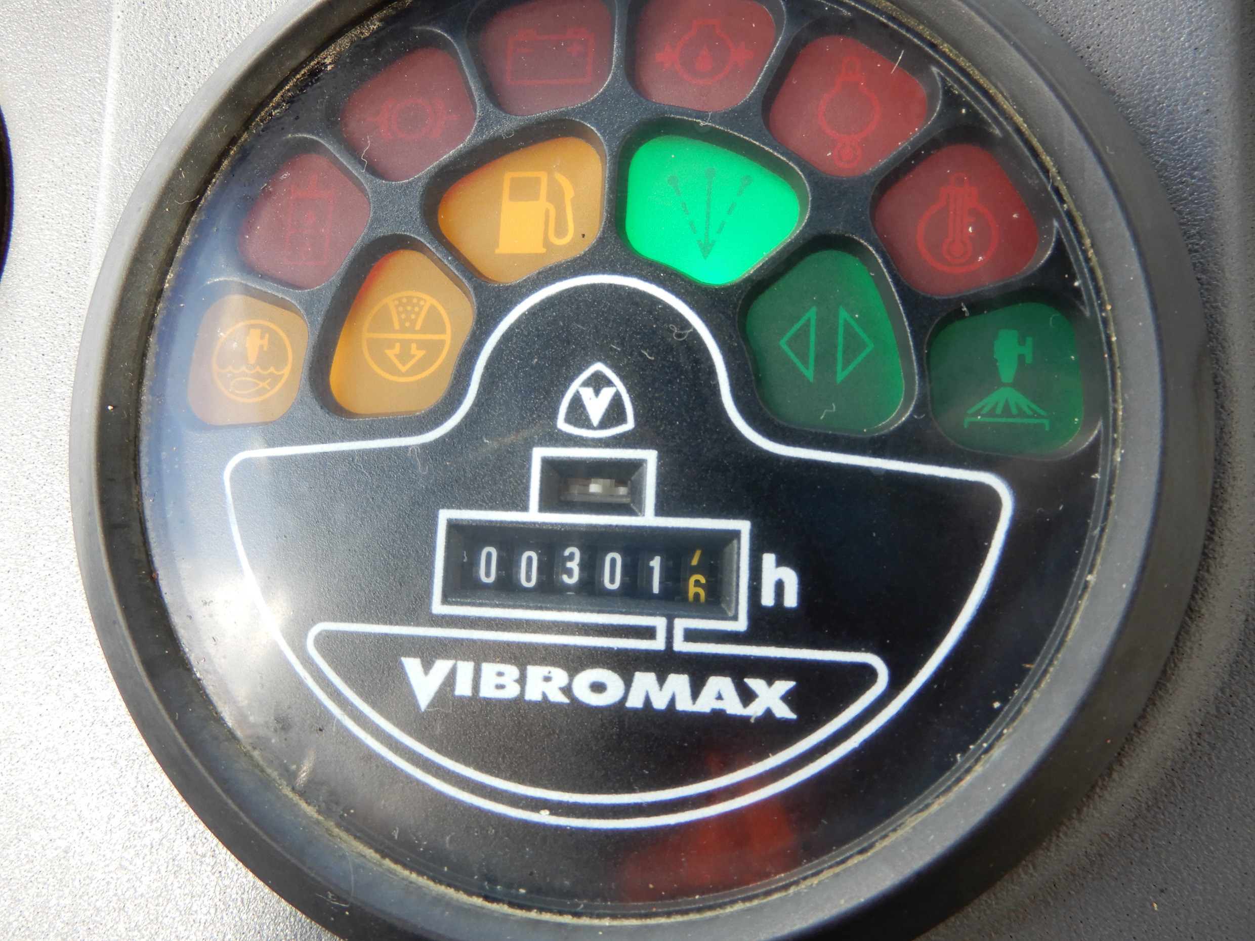 2010 JCB VM 75 VIBROMAX VIBRATING ROLLER