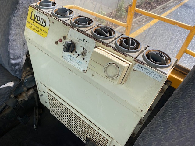 1993 MULTIPAC VP200 STATIC ROLLER