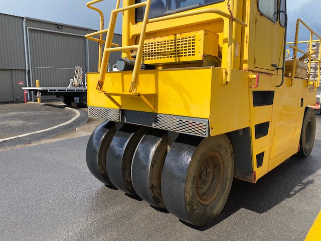 1993 MULTIPAC VP200 STATIC ROLLER