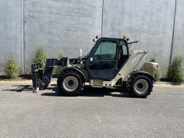 INGERSOLL-RAND VR-530C TELESCOPIC HANDLER