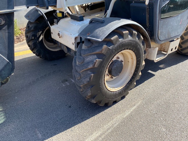2006 INGERSOLL-RAND VR-530C TELESCOPIC HANDLER TELESCOPIC HANDLER