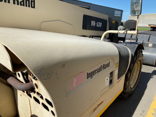2006 INGERSOLL-RAND VR-530C TELESCOPIC HANDLER TELESCOPIC HANDLER