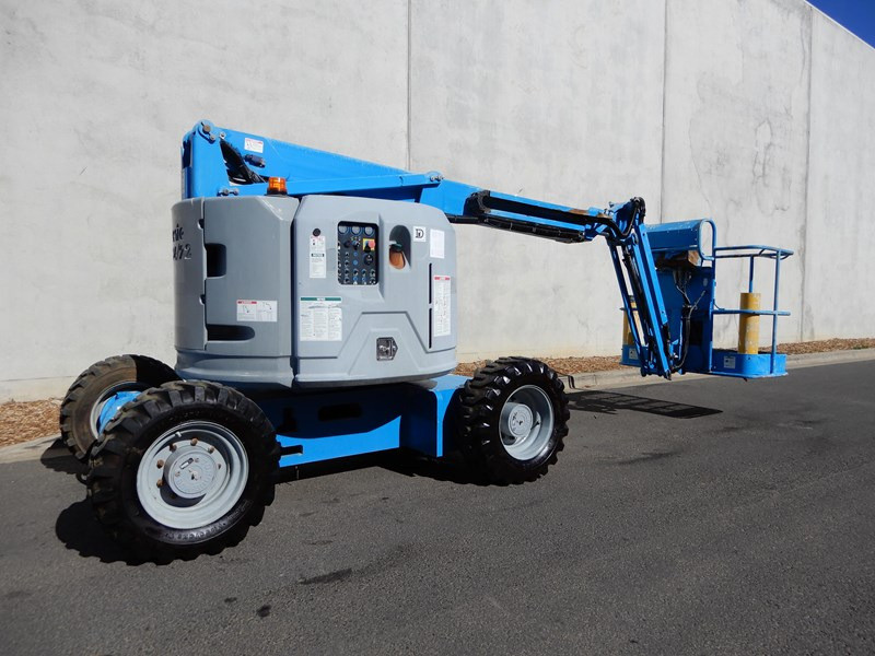 GENIE Z34/22 ACCESS & HEIGHT SAFETY BOOM LIFT