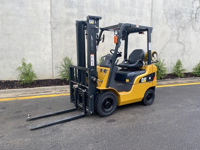 2017 CATERPILLAR B18 FORKLIFT