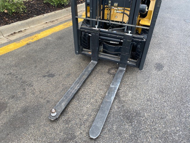 2017 CATERPILLAR B18 FORKLIFT