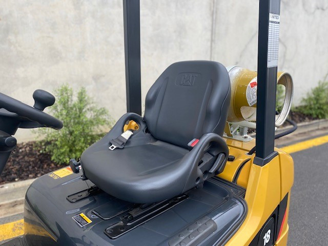 2017 CATERPILLAR B18 FORKLIFT