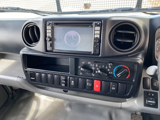 2015 HINO 616 - 300 SERIES MANUAL CURTAINSIDER