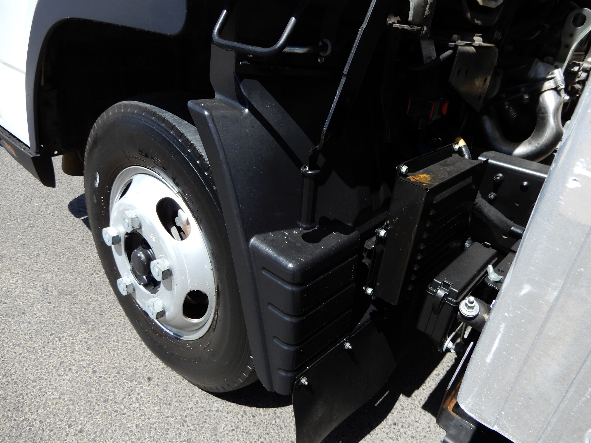 2013 MITSUBISHI FUSO CANTER 515 PANTECH TRUCK