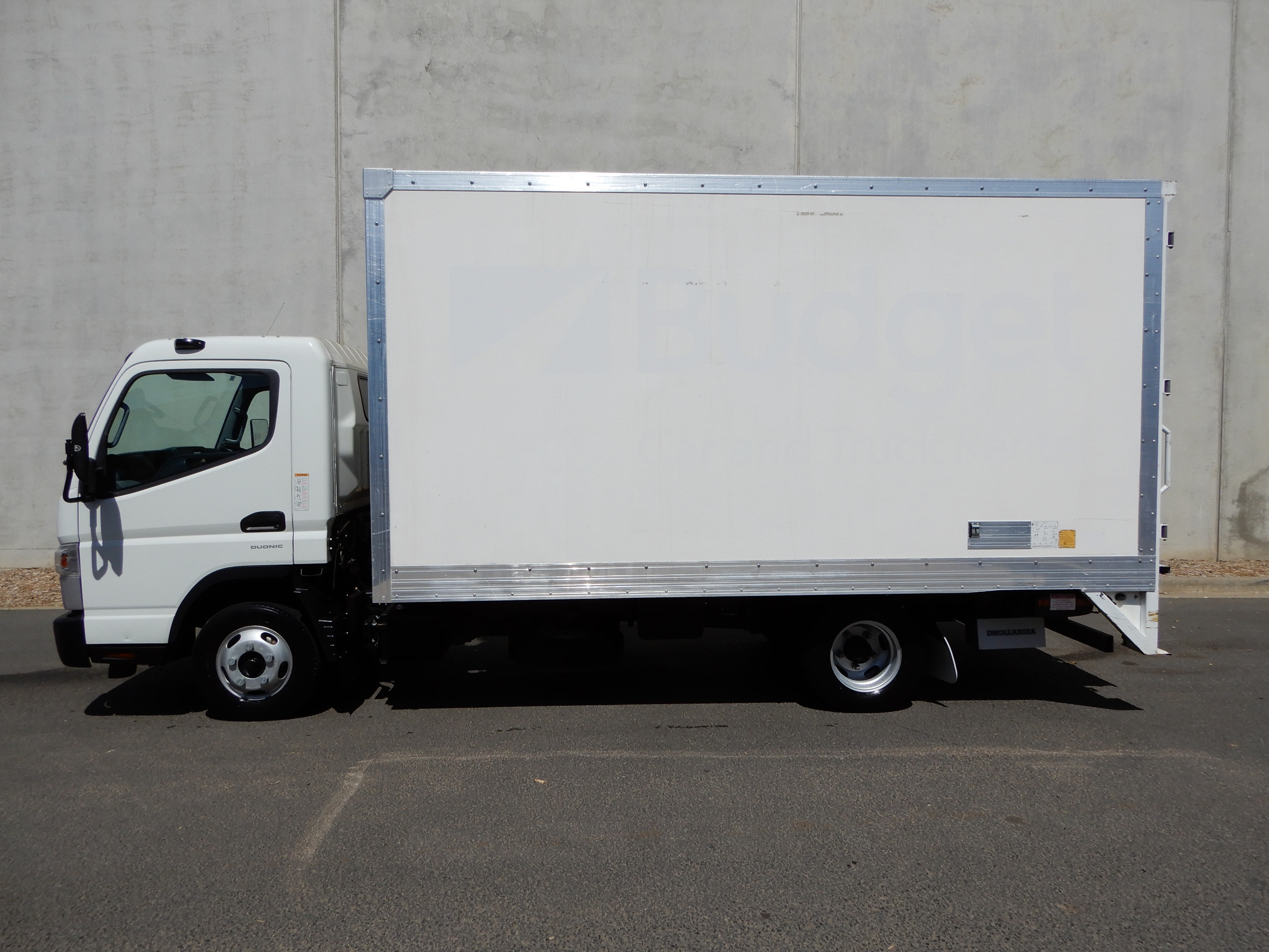 2013 MITSUBISHI FUSO CANTER 515 PANTECH TRUCK